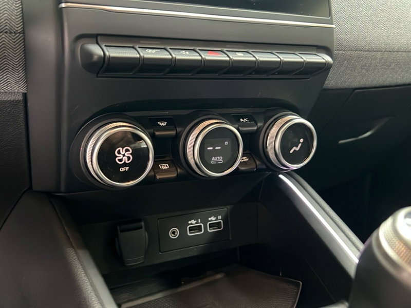 Renault Clio usata a Roma (19)