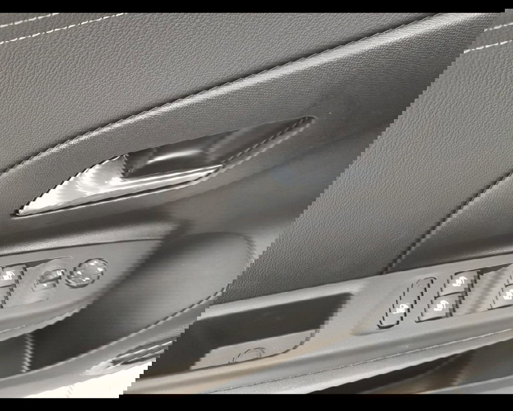 Opel Corsa nuova a Savona (18)