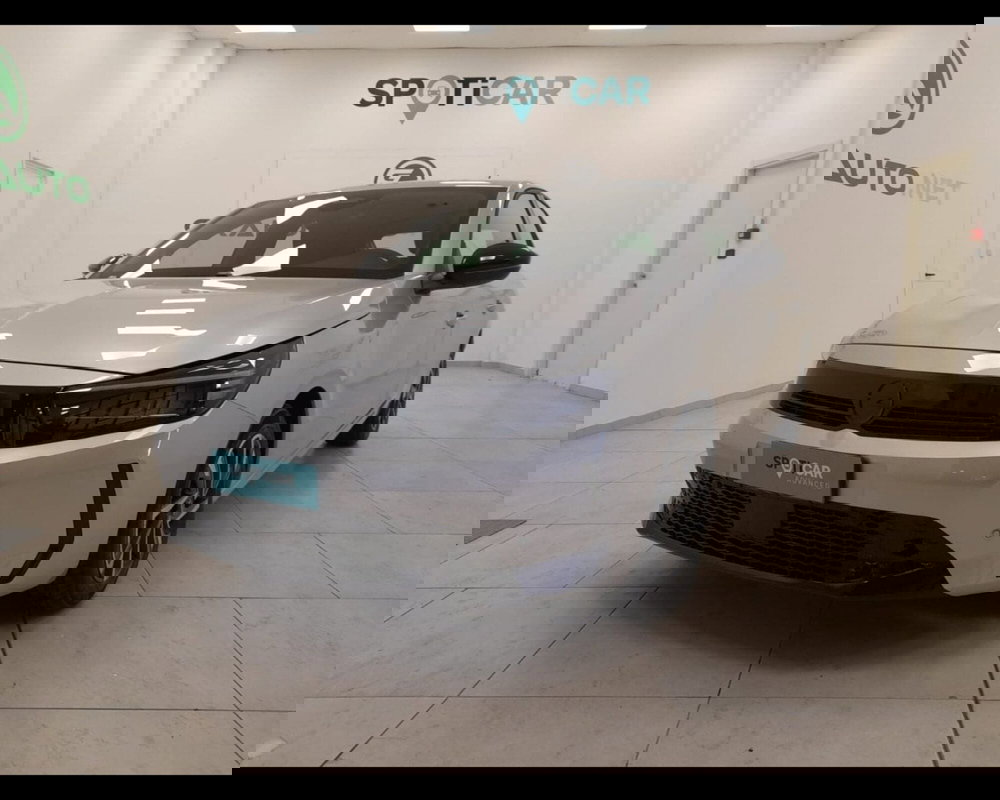 Opel Corsa nuova a Savona (2)