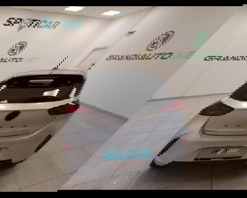 Opel Corsa nuova a Savona (5)