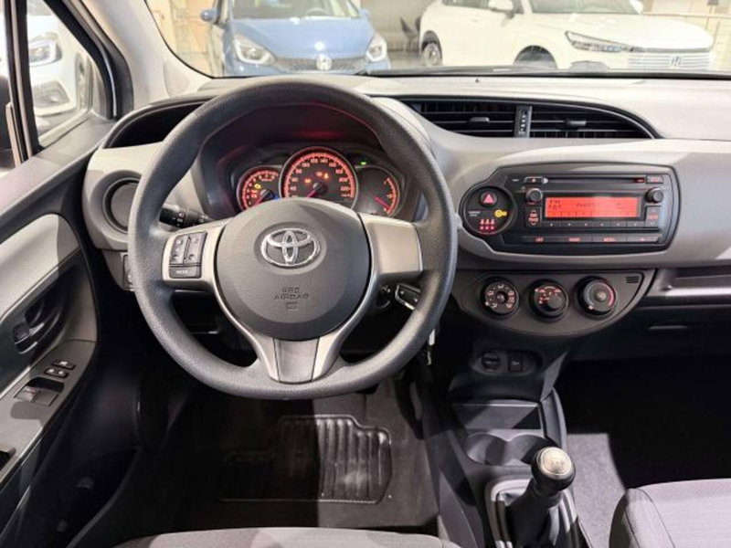 Toyota Yaris usata a Savona (15)