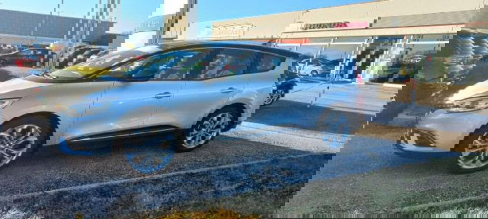 Renault Grand Scénic usata a Udine (2)