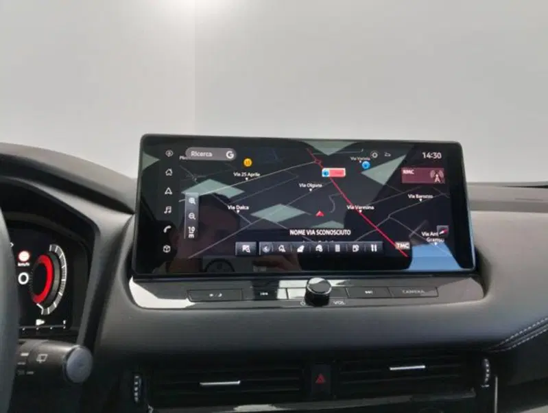 Nissan Qashqai usata a Como (17)