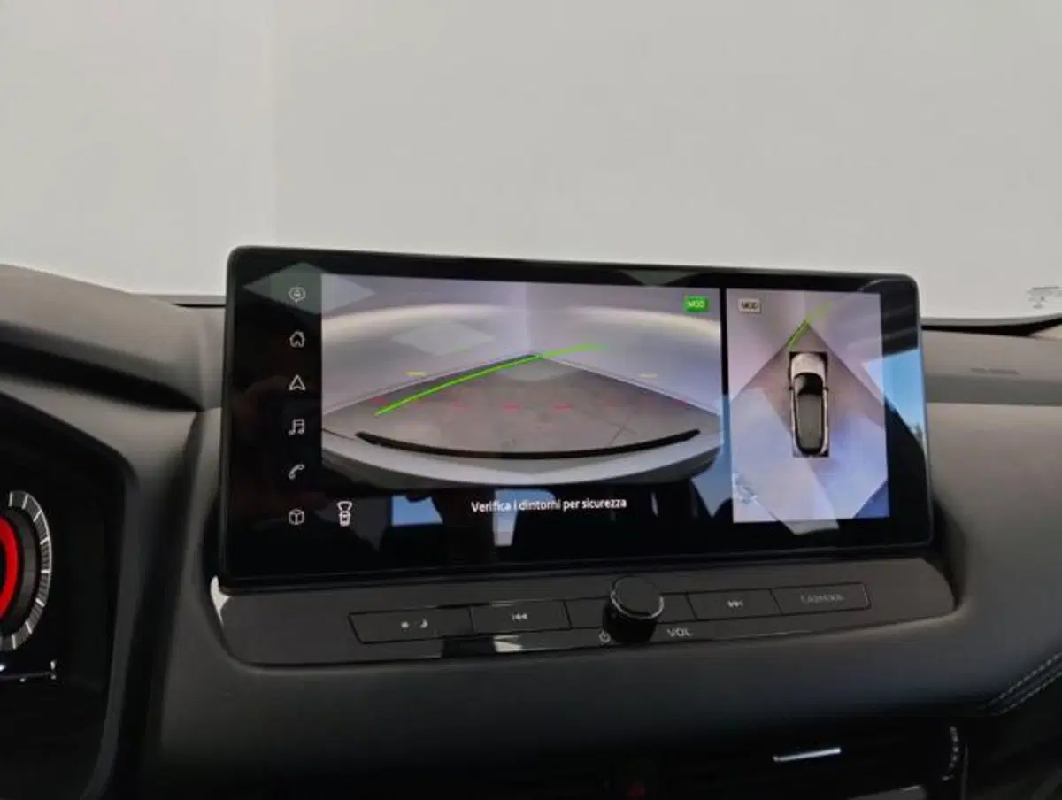 Nissan Qashqai usata a Como (18)