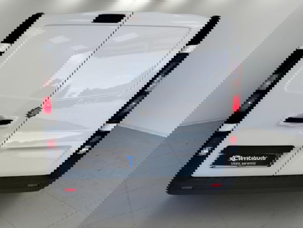 Opel Vivaro Furgone usata a Como (2)