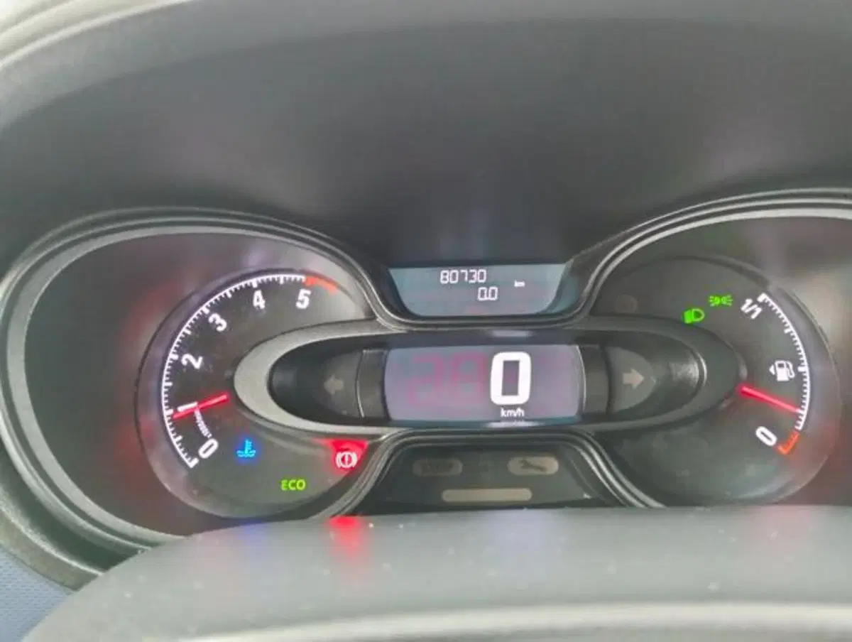 Opel Vivaro Furgone usata a Como (9)