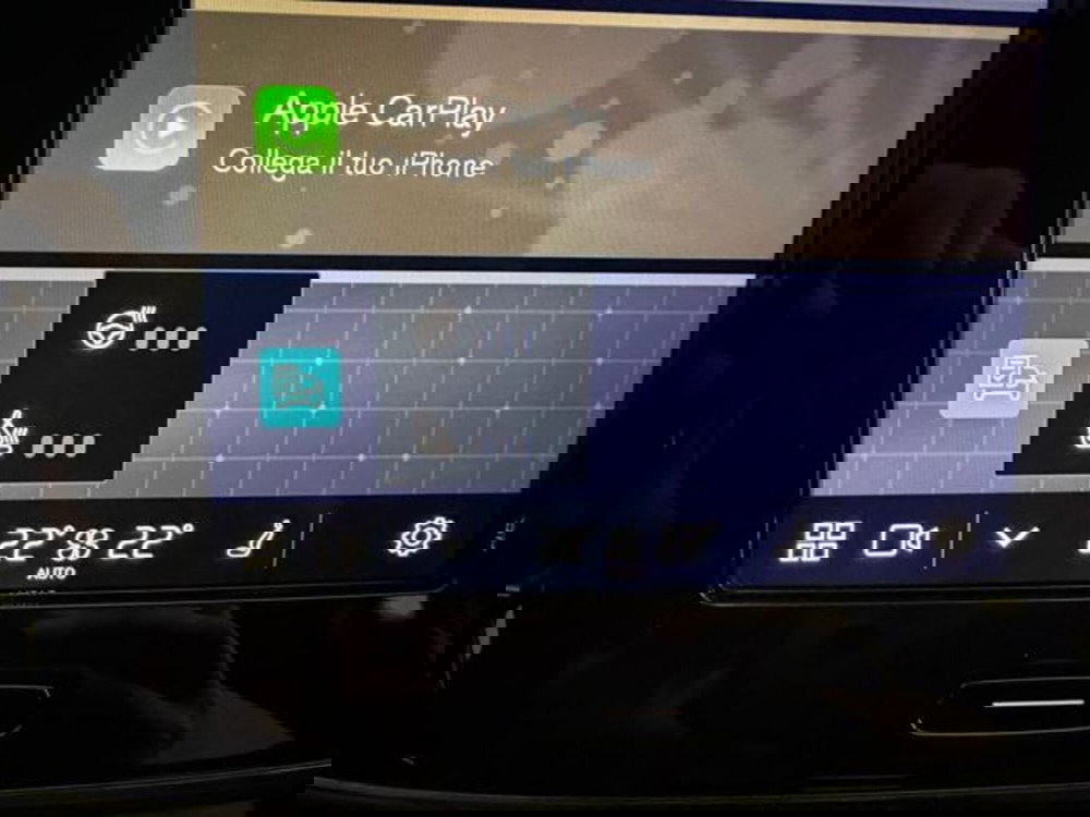 Volvo XC40 usata a Como (13)