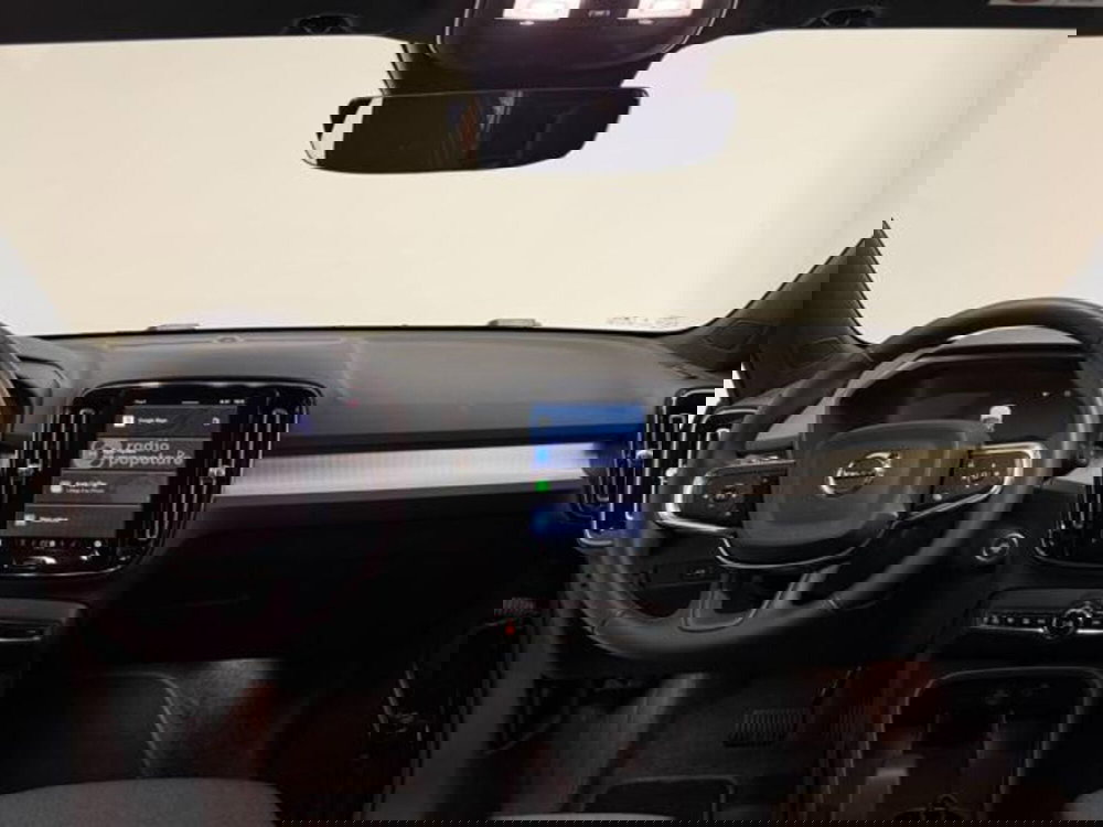 Volvo XC40 usata a Como (5)