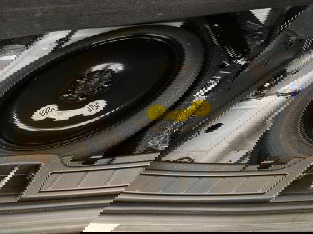 Volvo XC40 usata a Como (16)