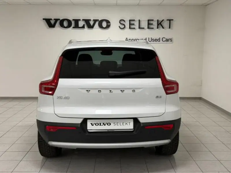 Volvo XC40 usata a Como (4)