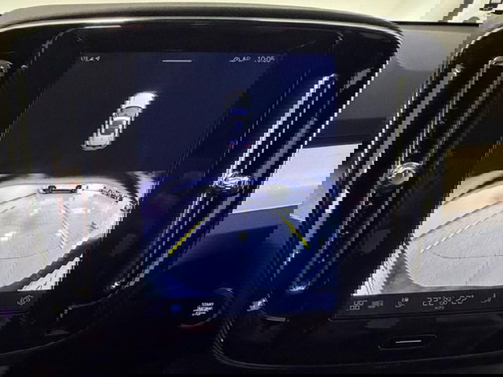 Volvo XC40 usata a Como (15)