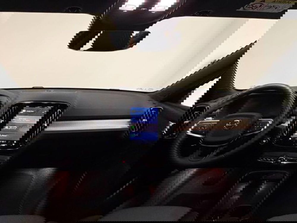 Volvo XC40 usata a Como (5)