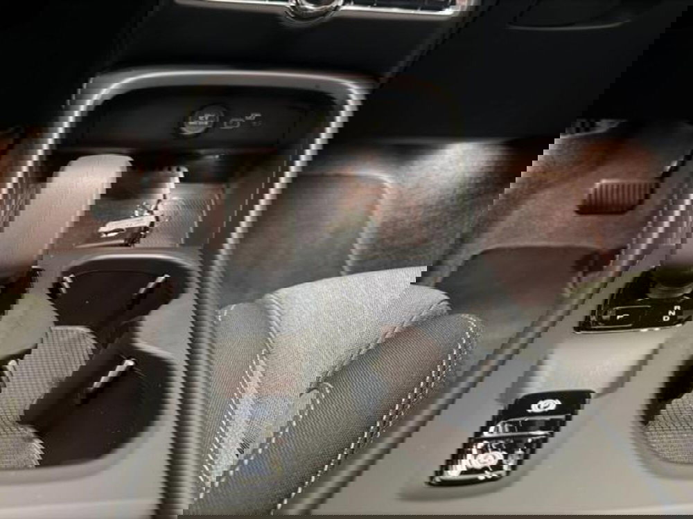 Volvo XC40 usata a Como (13)