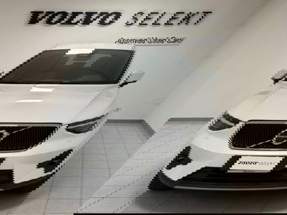 Volvo XC40 usata a Como (3)