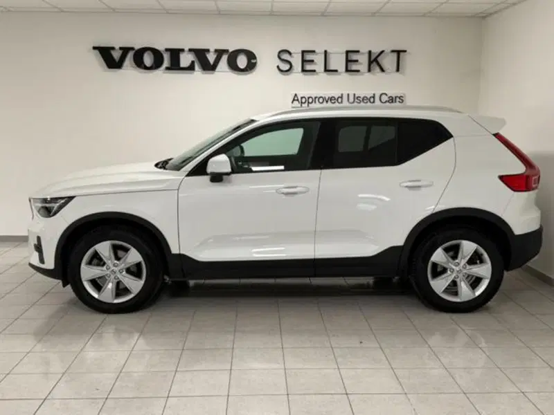 Volvo XC40 usata a Como (8)