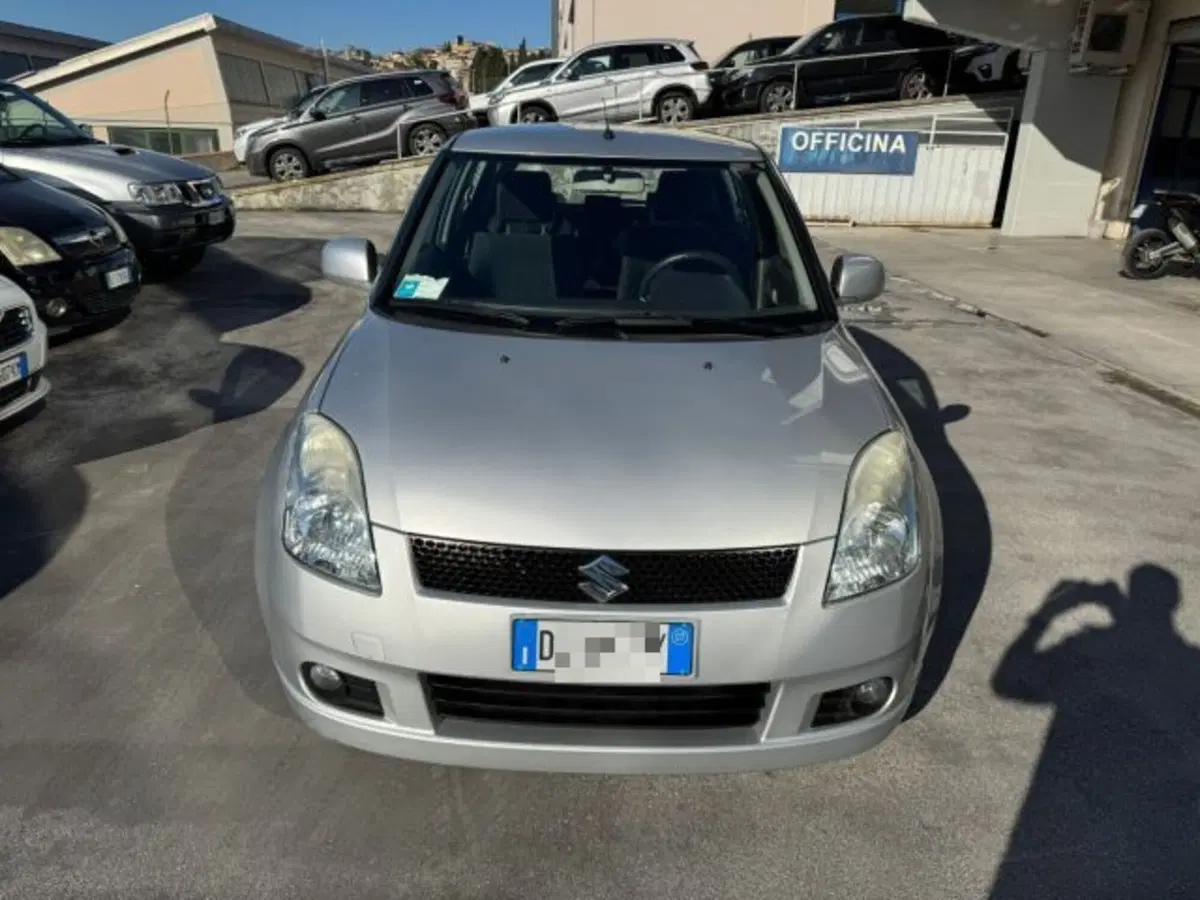 Suzuki Swift usata a Macerata (2)
