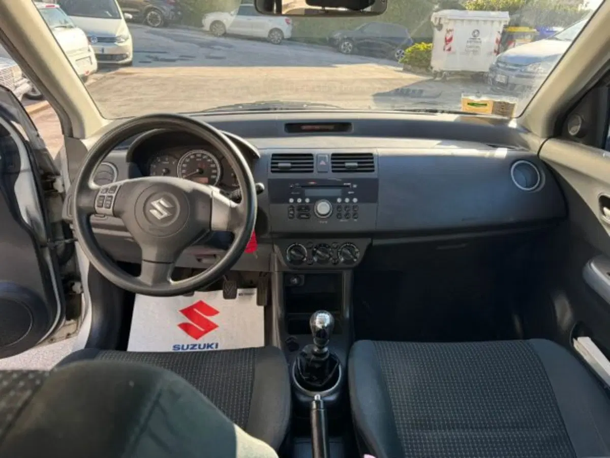Suzuki Swift usata a Macerata (7)