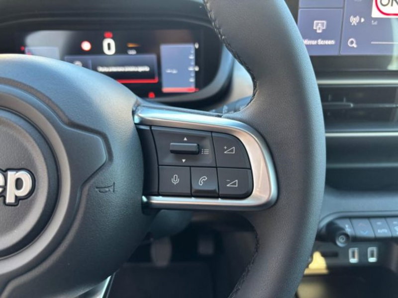 Jeep Avenger nuova a Cuneo (10)