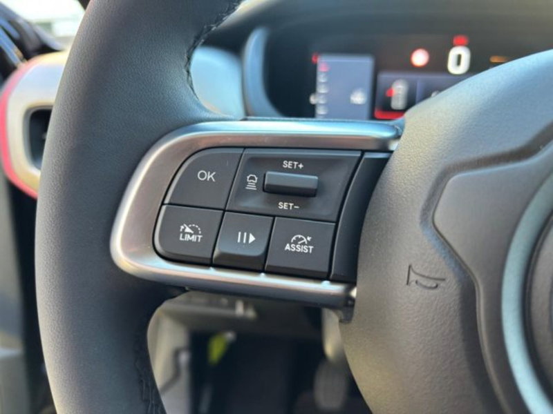 Jeep Avenger nuova a Cuneo (11)