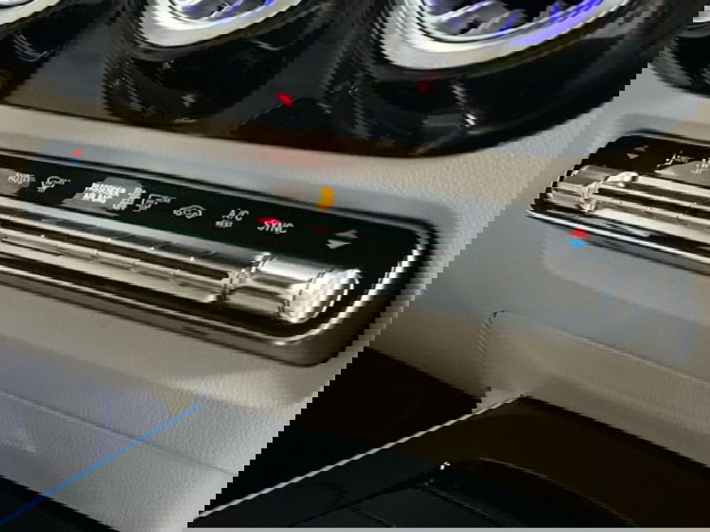 Mercedes-Benz GLA SUV usata a Verona (13)