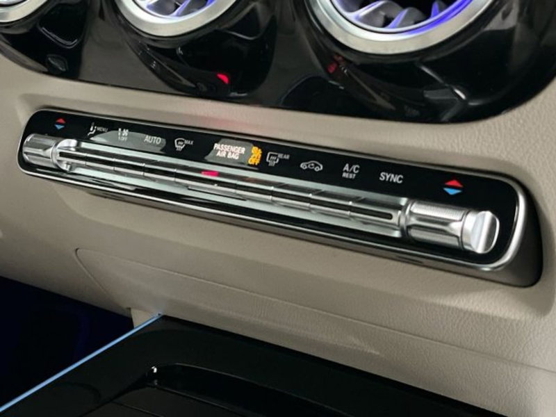 Mercedes-Benz GLA SUV usata a Verona (13)