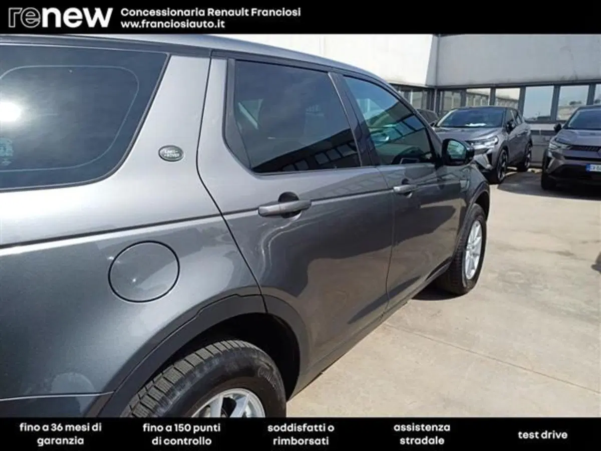 Land Rover Discovery Sport usata a Modena (15)