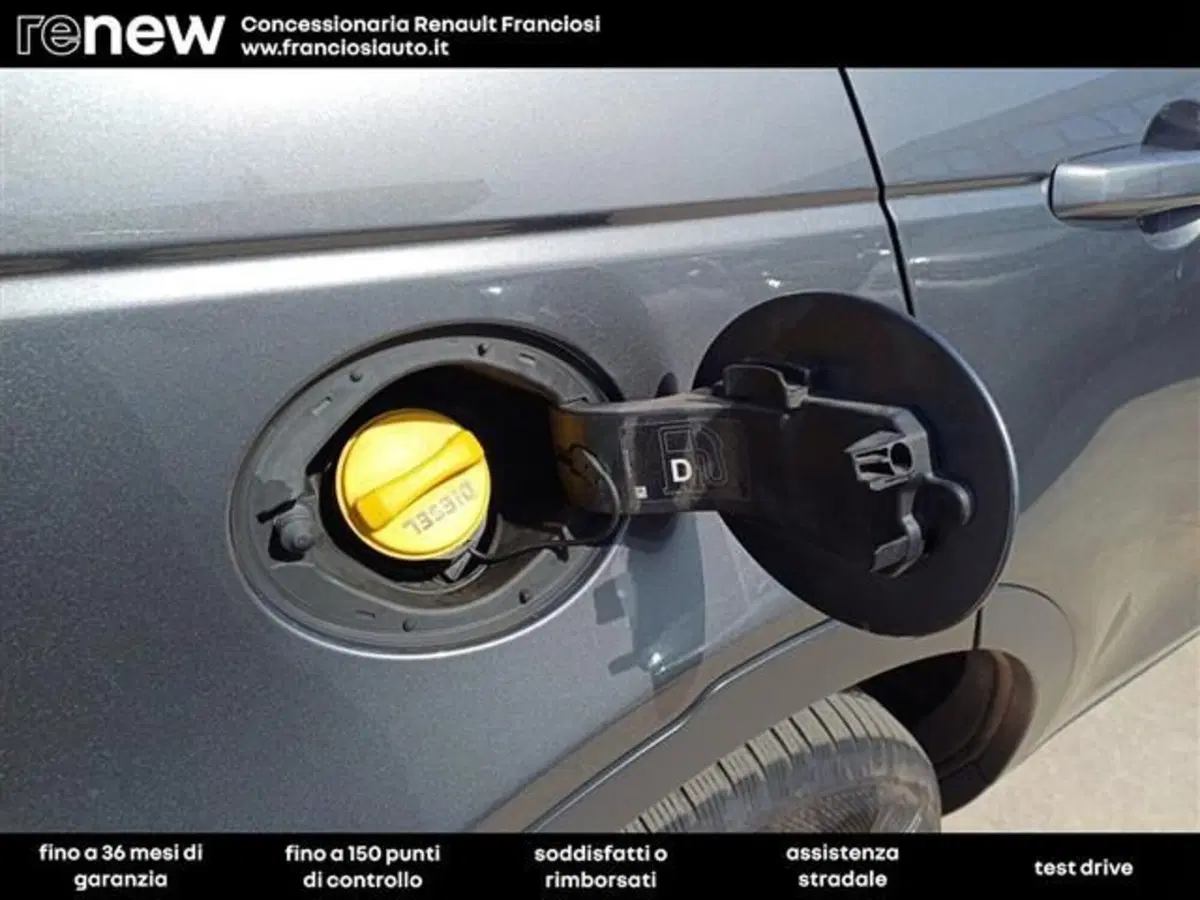 Land Rover Discovery Sport usata a Modena (18)