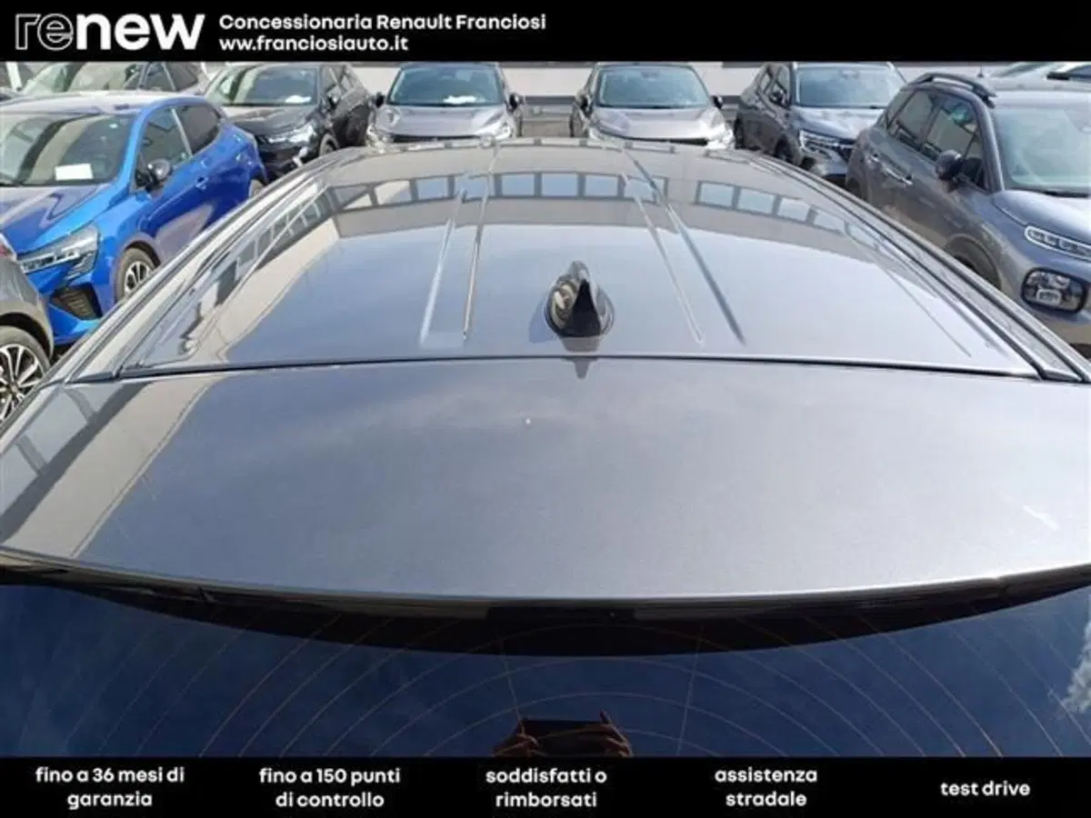 Land Rover Discovery Sport usata a Modena (19)