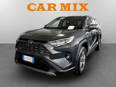 Toyota Rav4 vvt-ie h Active 2wd 218cv e-cvt del 2022 usata a Piacenza