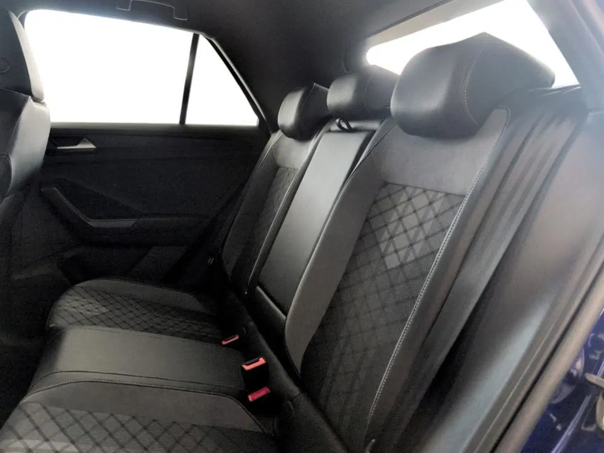 Volkswagen T-Roc usata a Piacenza (11)