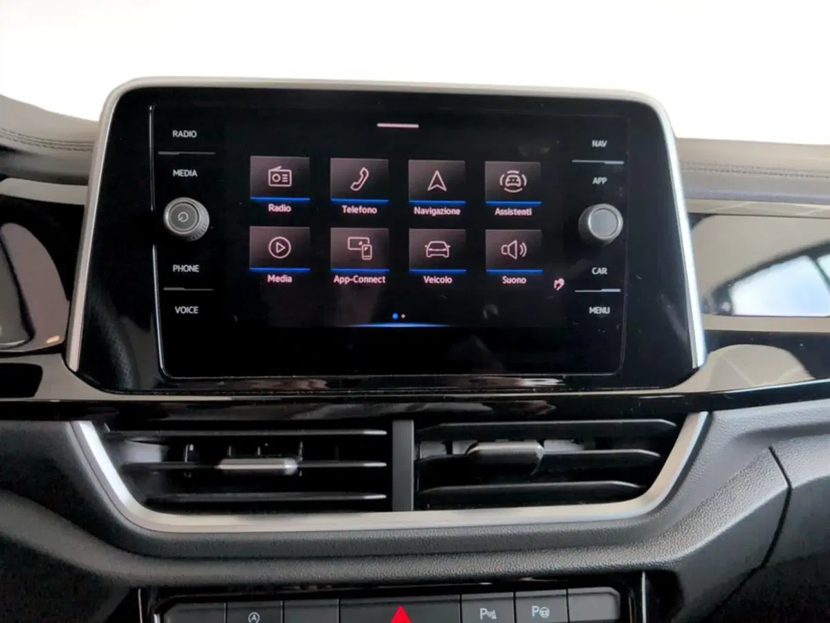 Volkswagen T-Roc usata a Piacenza (12)