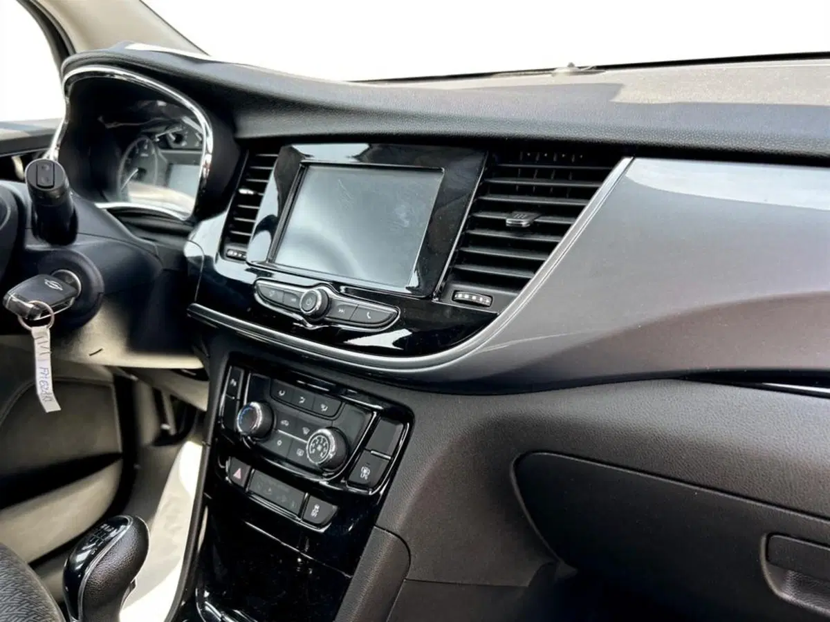 Opel Mokka usata a Piacenza (12)