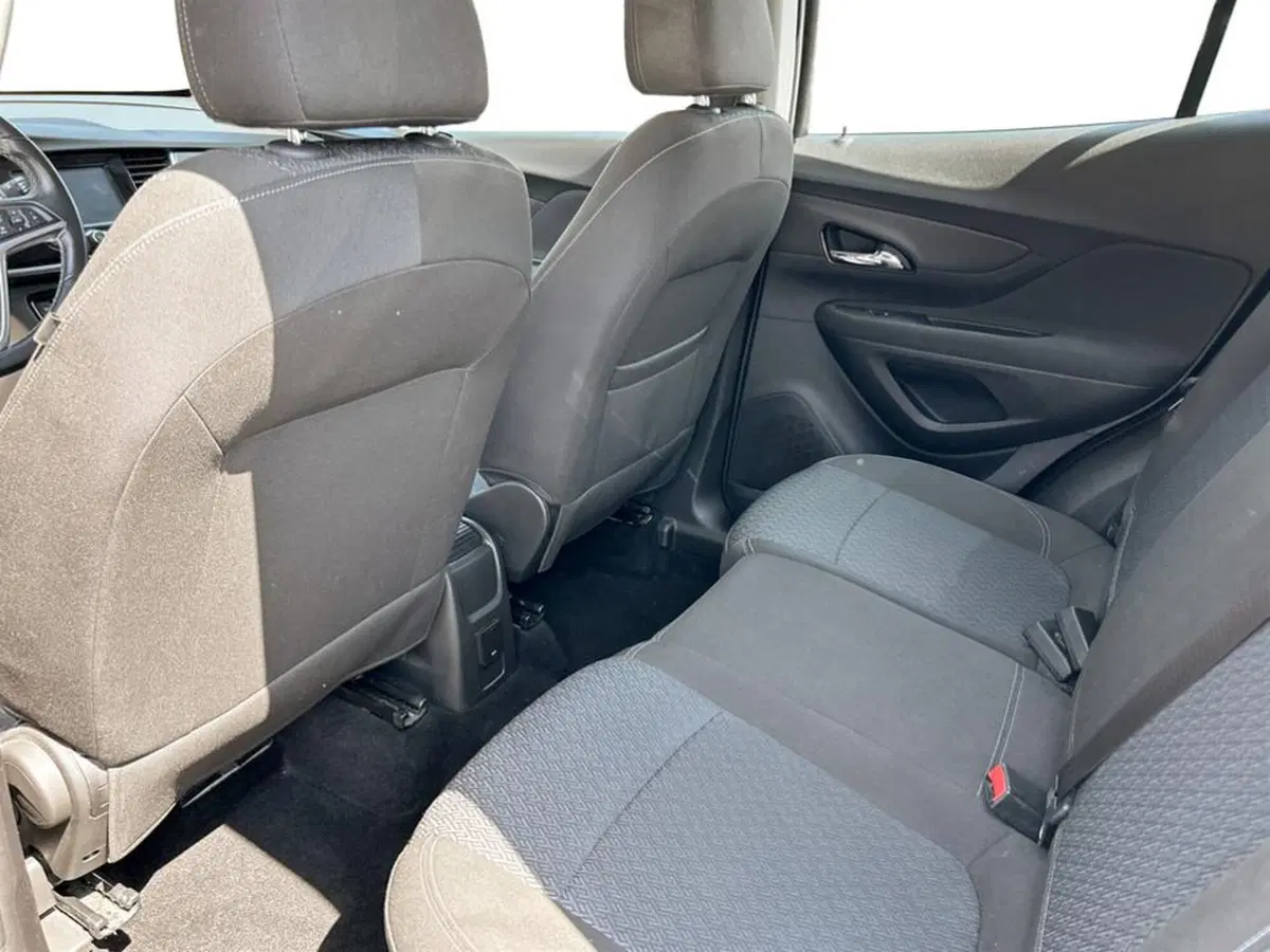 Opel Mokka usata a Piacenza (9)
