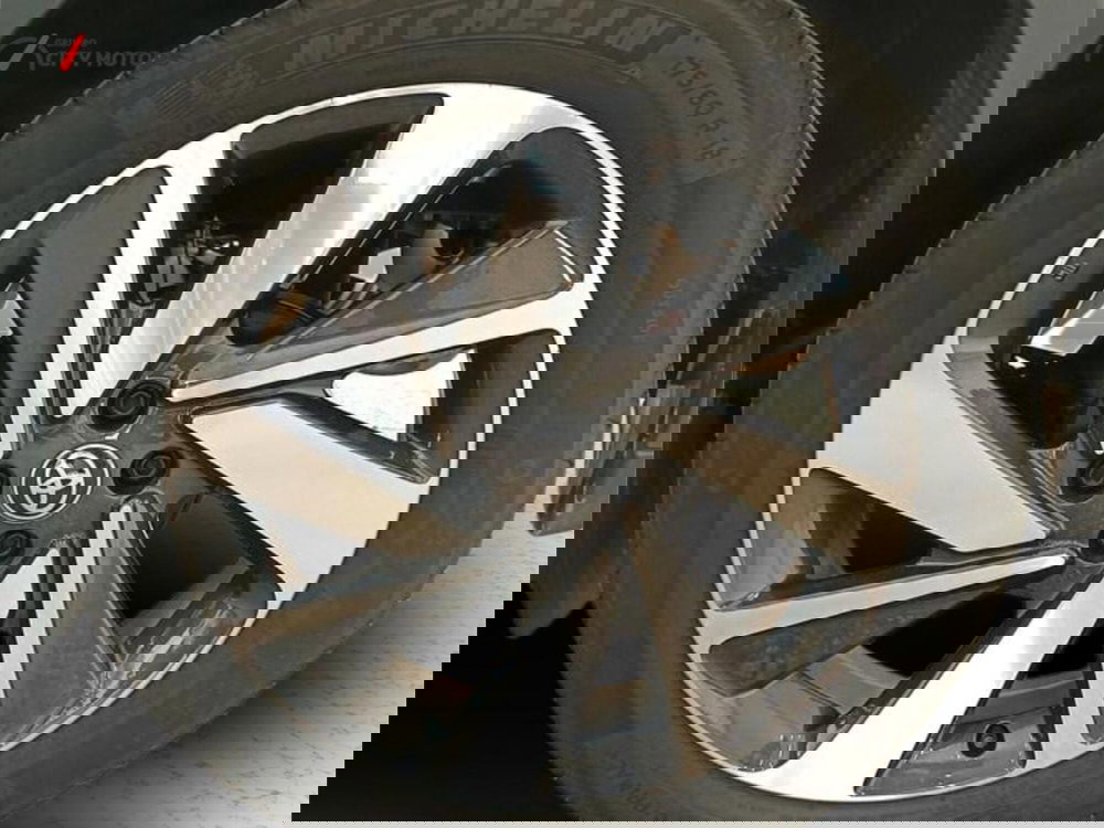 Toyota Aygo X usata a Monza e Brianza (14)