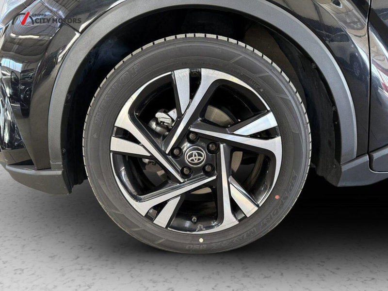 Toyota Toyota C-HR usata a Monza e Brianza (15)