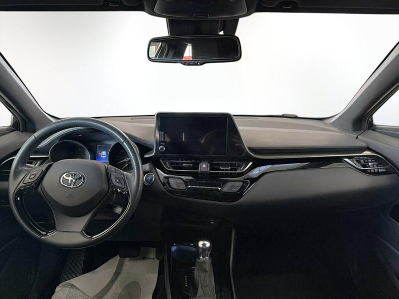 Toyota Toyota C-HR usata a Monza e Brianza (9)