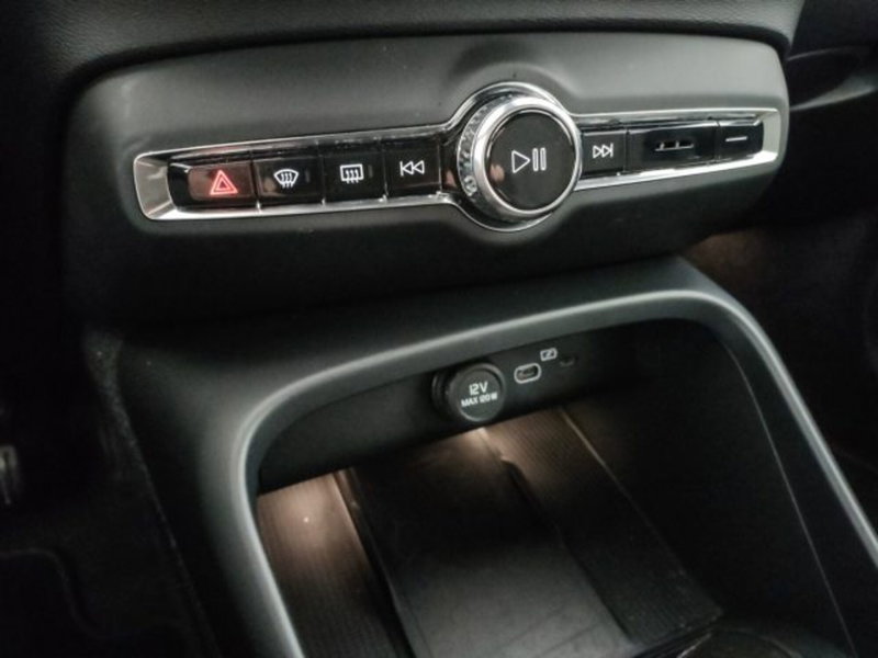 Volvo XC40 usata a Modena (18)