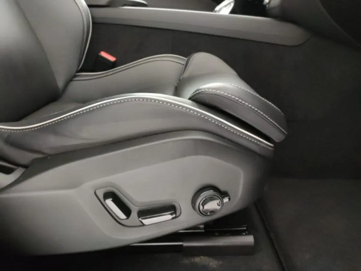 Volvo XC60 usata a Modena (12)