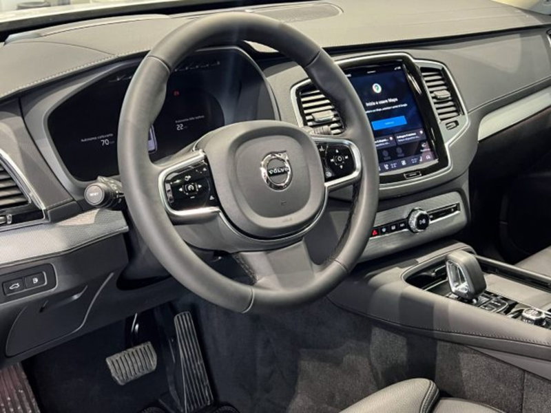 Volvo XC90 nuova a Modena (13)