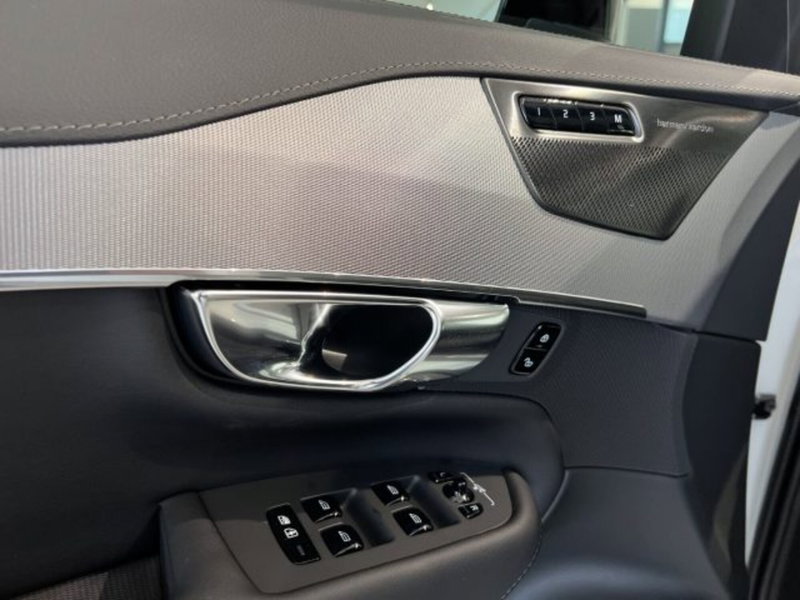 Volvo XC90 nuova a Modena (19)