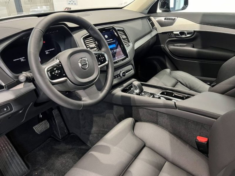 Volvo XC90 nuova a Modena (8)
