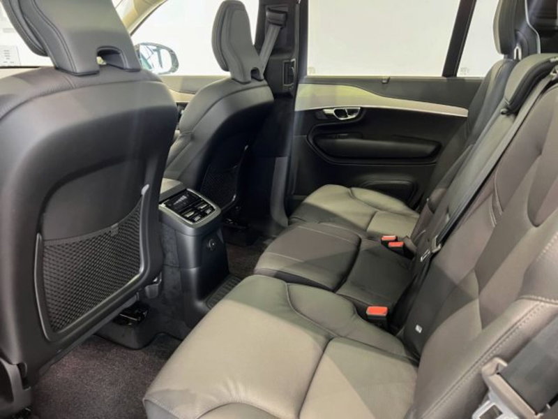 Volvo XC90 nuova a Modena (9)