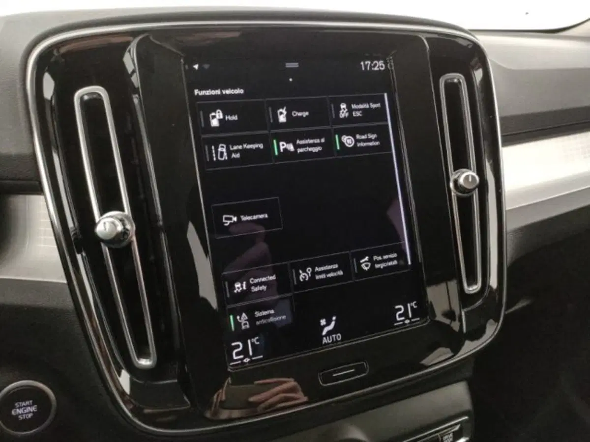 Volvo XC40 usata a Modena (17)