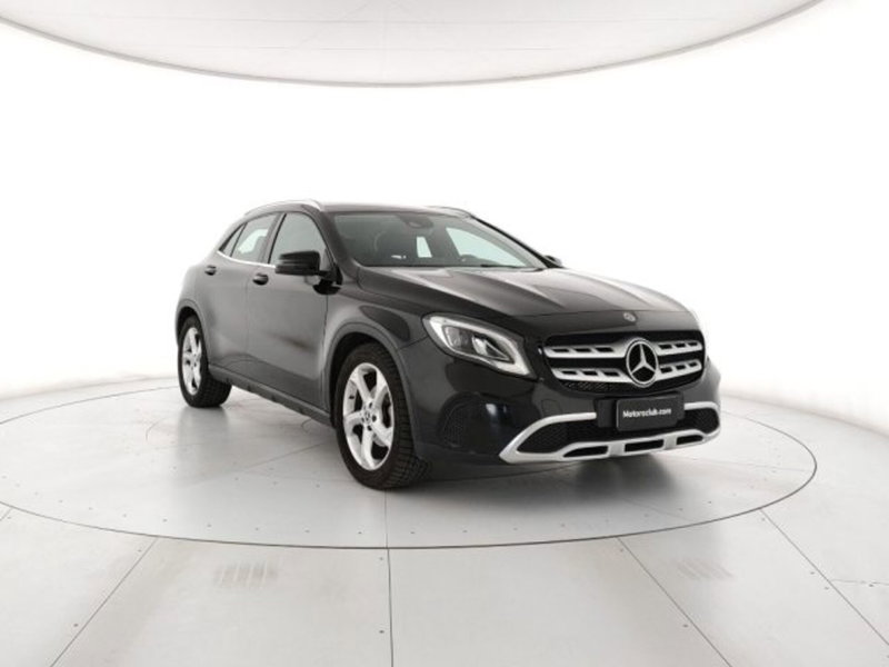 Mercedes-Benz GLA SUV usata a Modena (5)