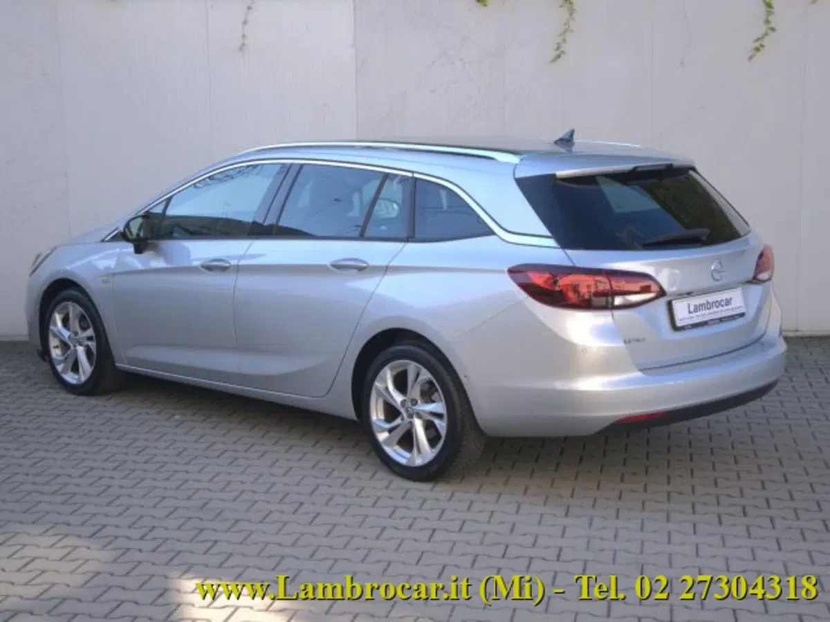 Opel Astra Station Wagon usata a Milano (15)