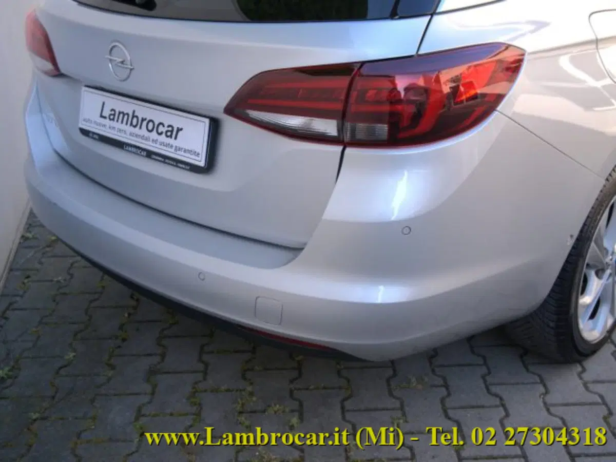 Opel Astra Station Wagon usata a Milano (19)