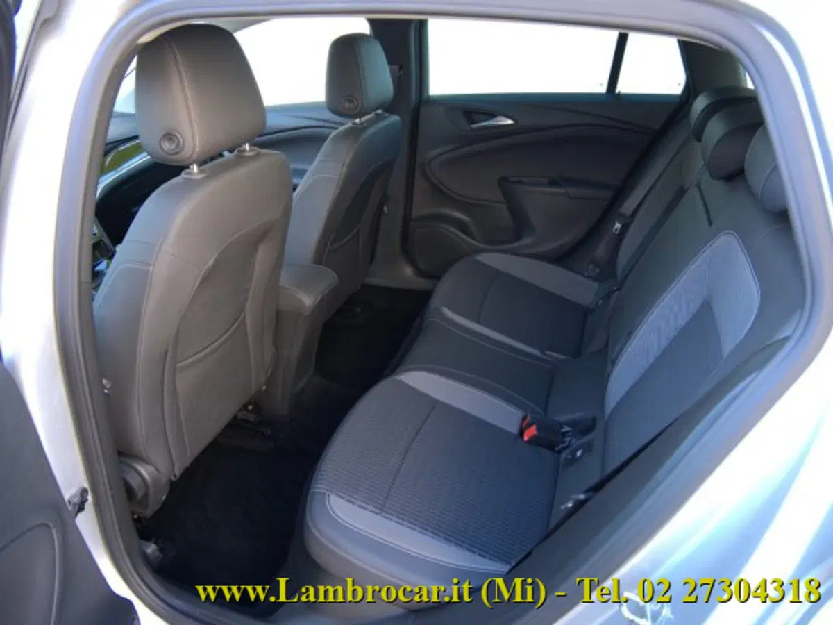 Opel Astra Station Wagon usata a Milano (5)