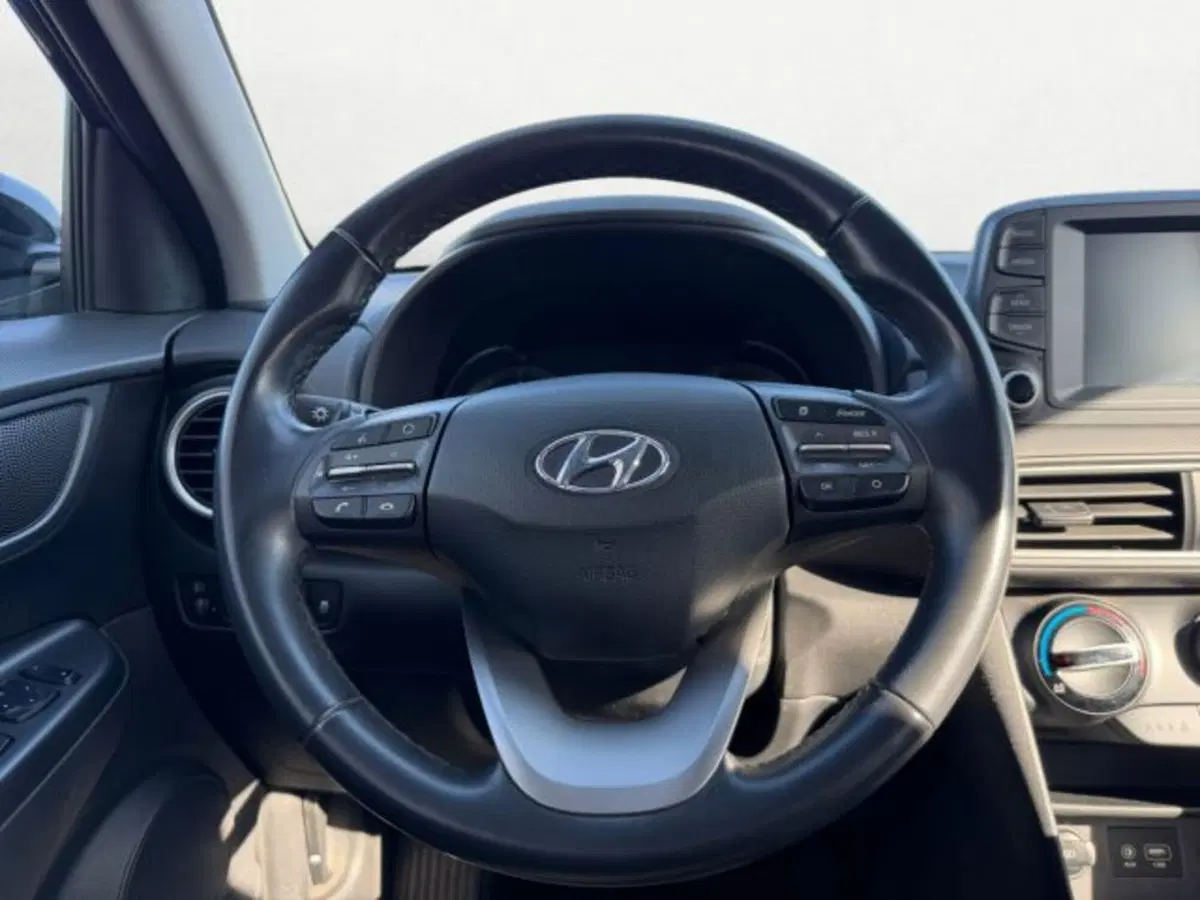 Hyundai Kona usata a Udine (10)