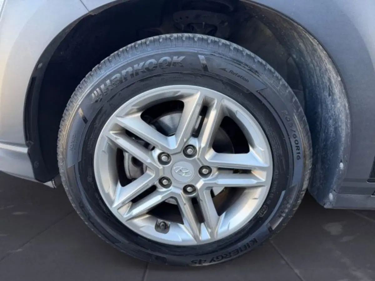 Hyundai Kona usata a Udine (13)