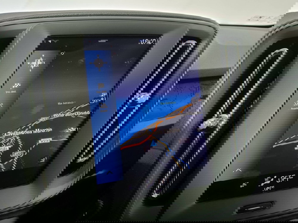 Volvo XC40 usata a Ascoli Piceno (13)